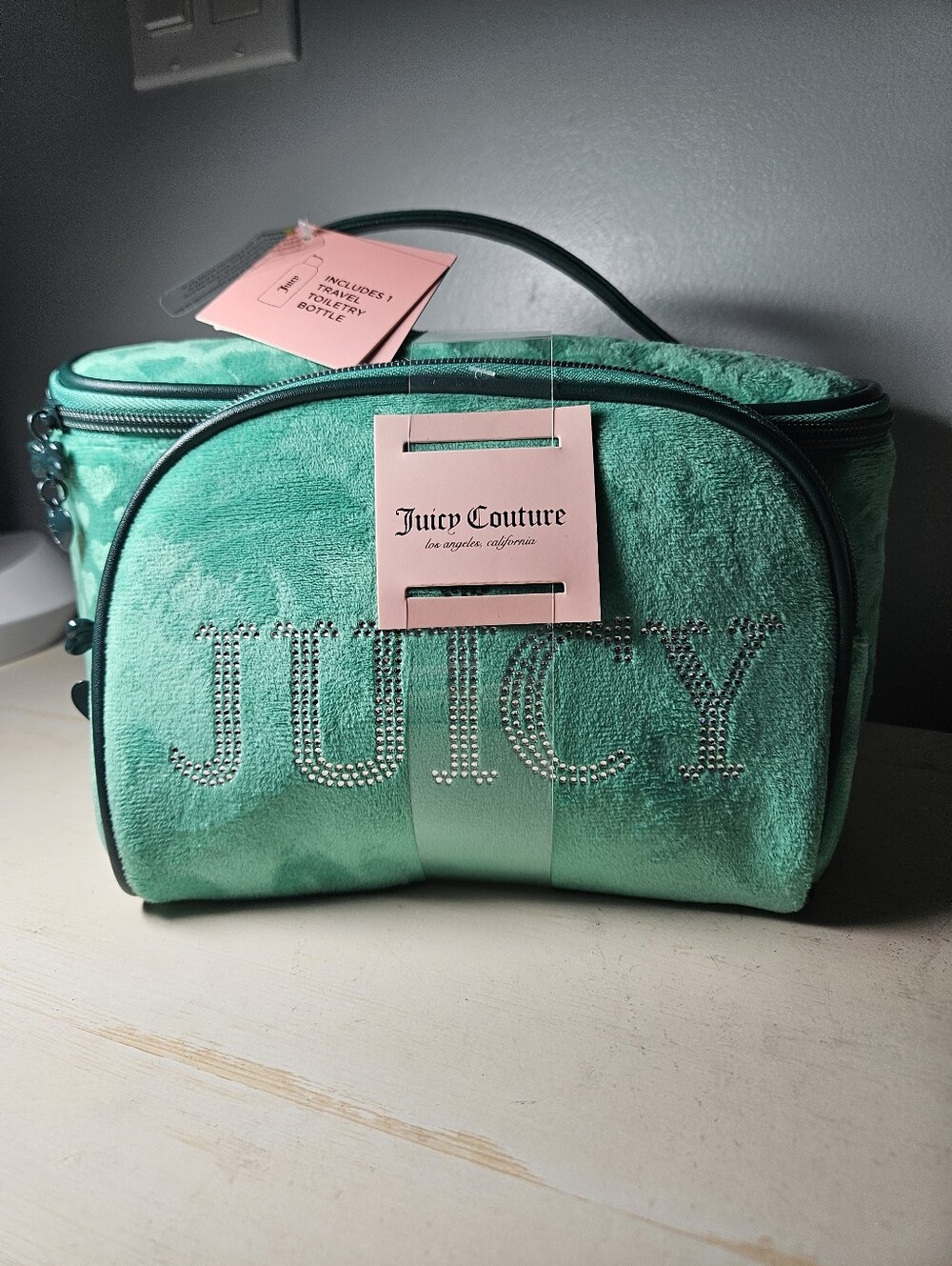 NWT Juicy Couture Green Velour Rhinestone 2-Pc Travel Makeup Bag Set